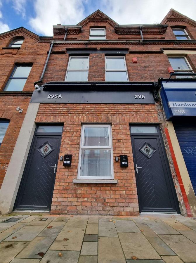 Lmk, Spacious 1 Bedroom Ground Floor Apartment, Ev Charger, Free Parking Wi-Fi, Great Location Belfast Bagian luar foto